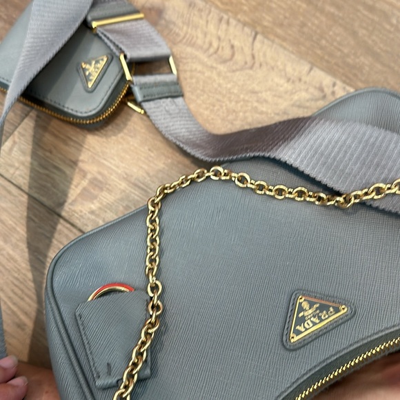 Prada Re-Edition 2005 Saffiano leather bag, grey - Picture 10 of 15